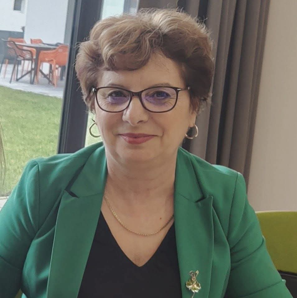 Consultant în asigurări, portret